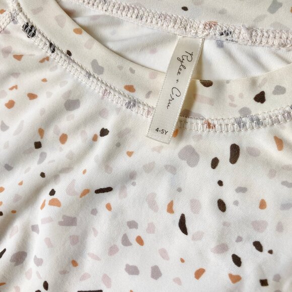 💙2/$25 Rylee & Cru 4-5 Years Kid Speckle Cream Long Sleeve Rashguard Top Summer - Picture 2 of 5